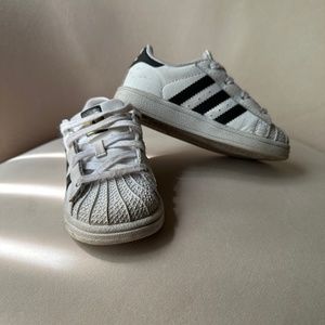 Adidas superstar